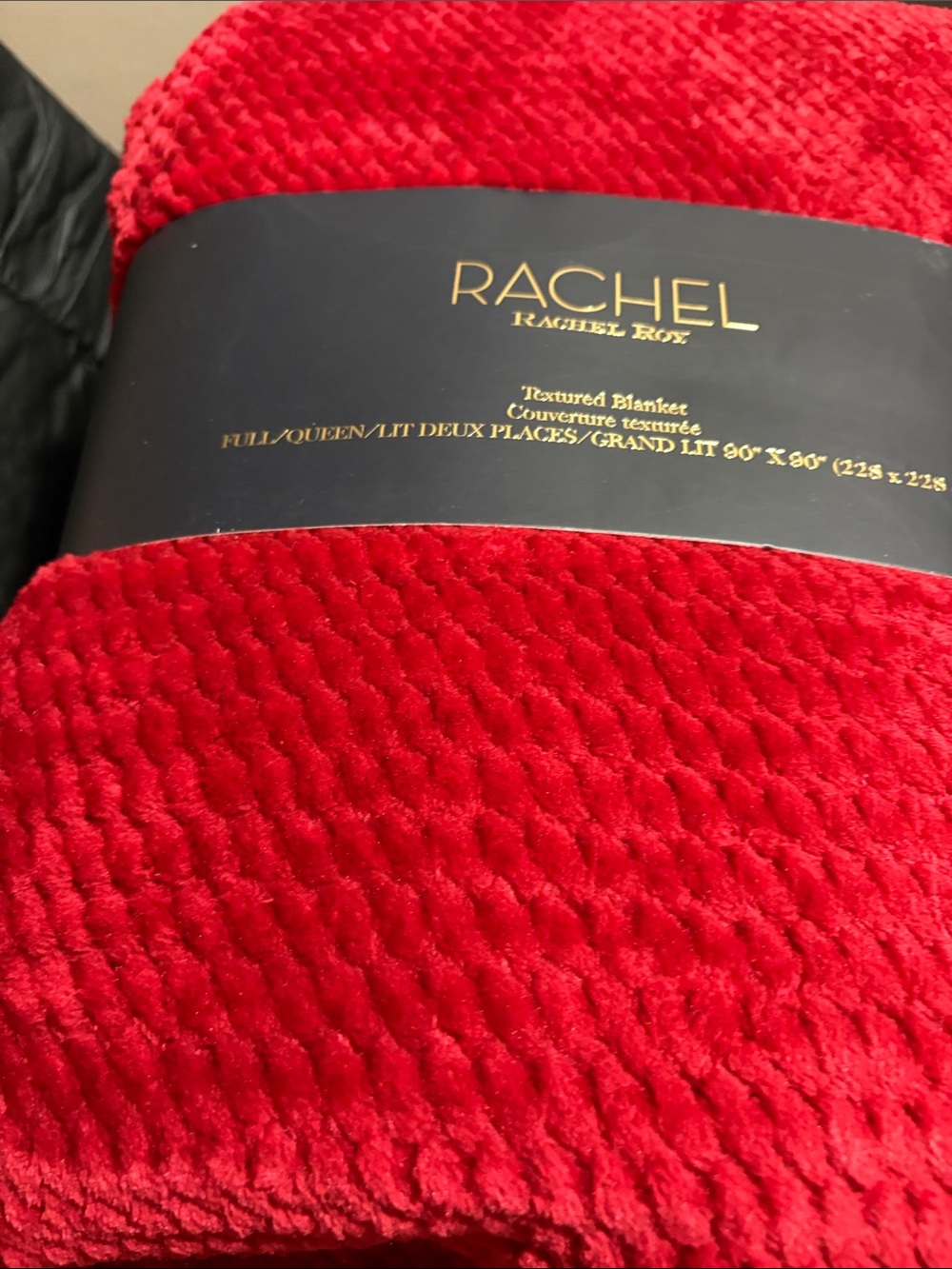 Rachael Ray Vibrant Red Plush Textured Throw